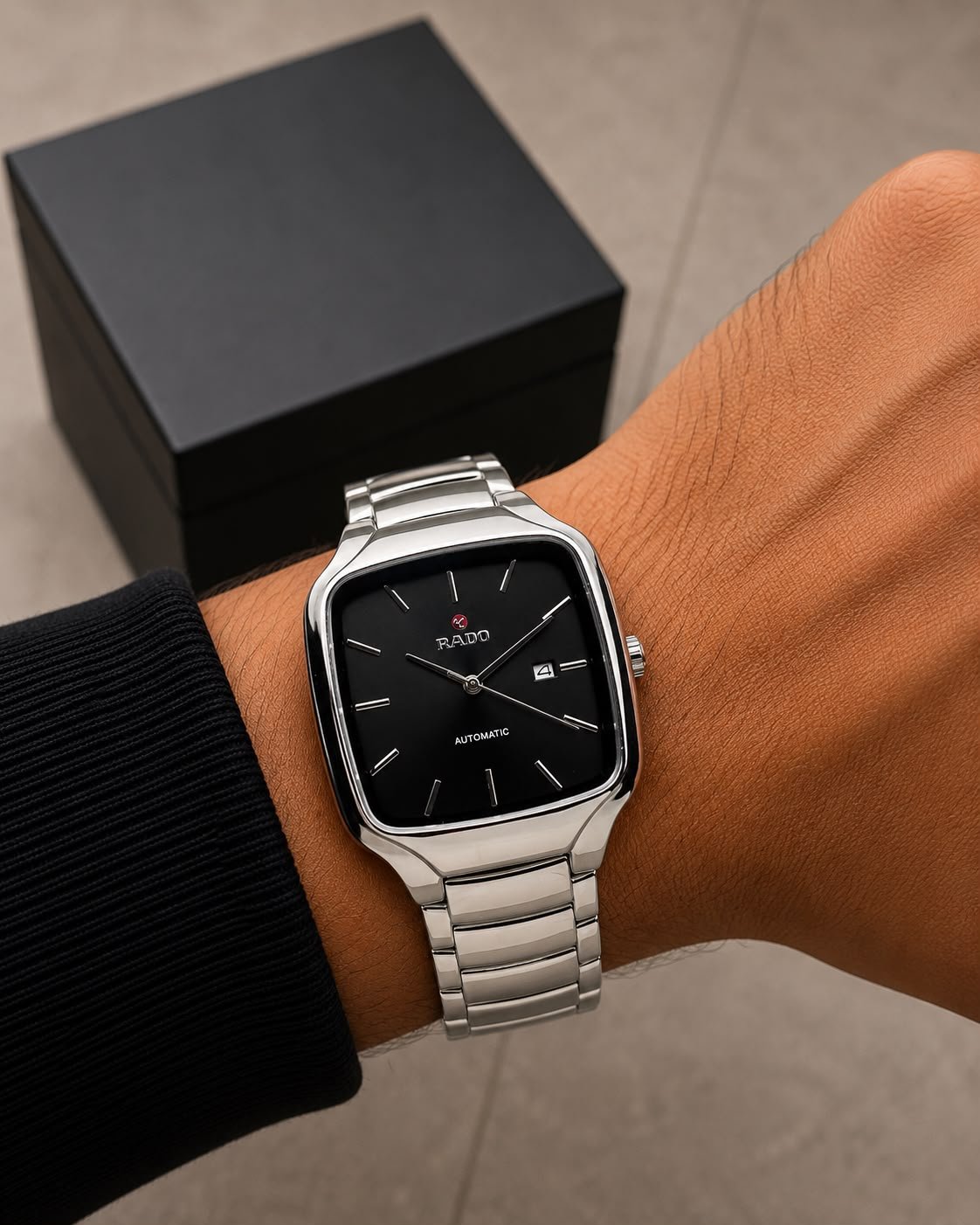 Premium Men's Quartz Watch – Stainless Steel Date Edition