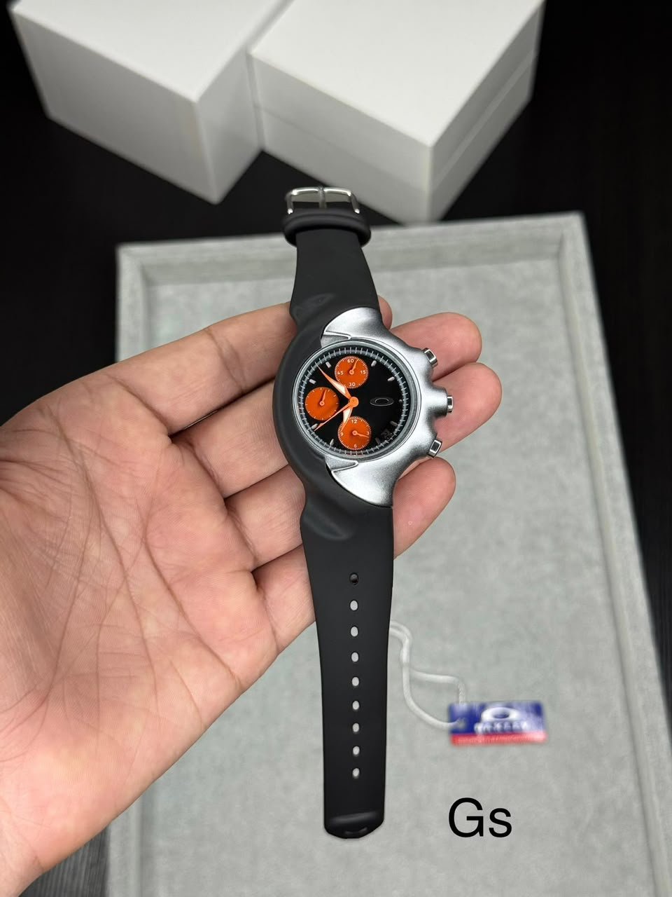 Men's Silver Bezel Sport Watch – 38mm Sapphire Glass Edition