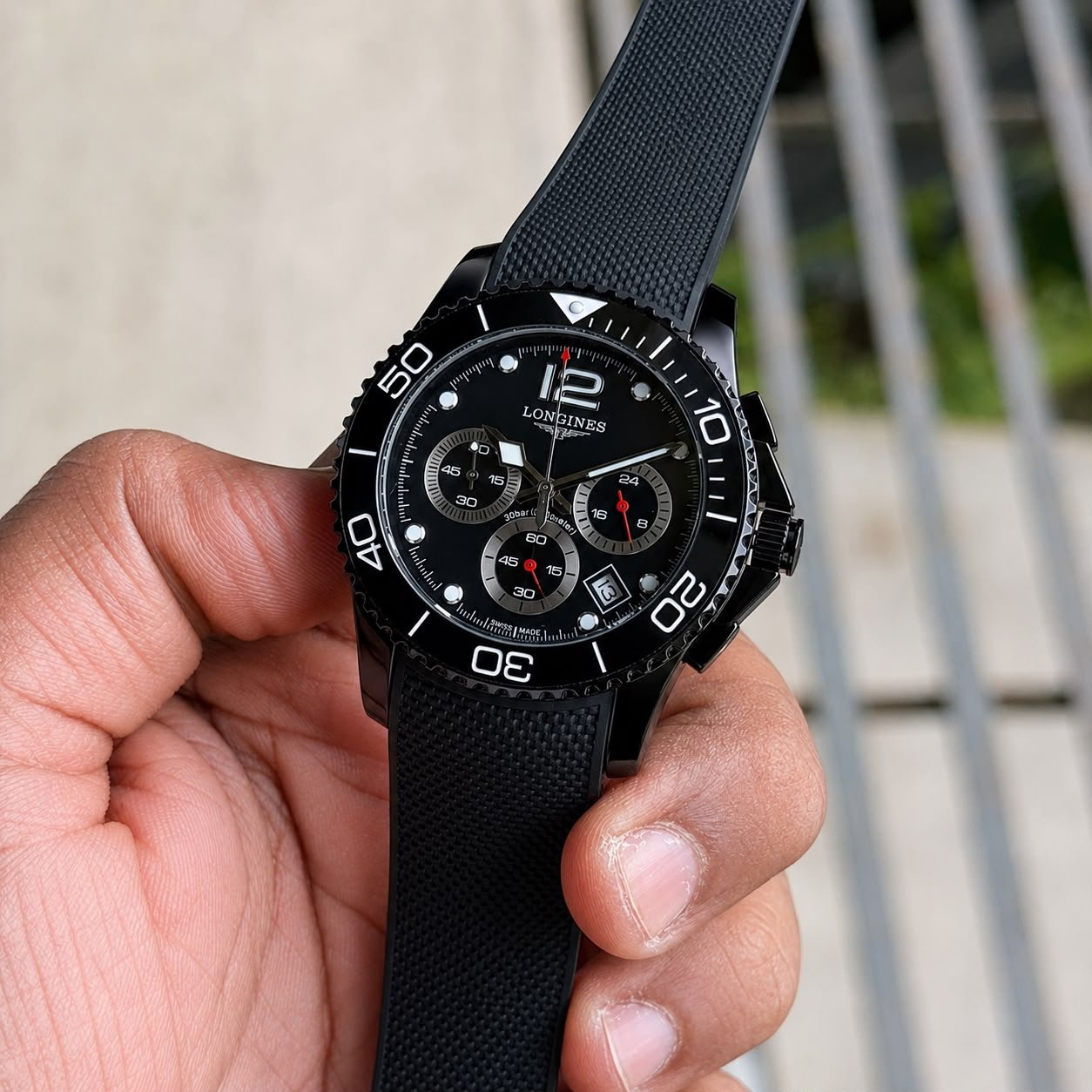 Premium Chronograph Men's Watch – Rust-Free Steel & Silicon Edition