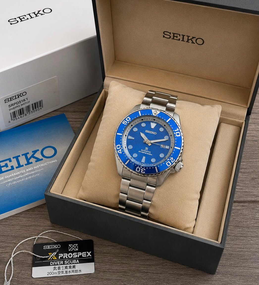 Premium Open Back Men's Quartz Watch – Stainless Steel Date Edition