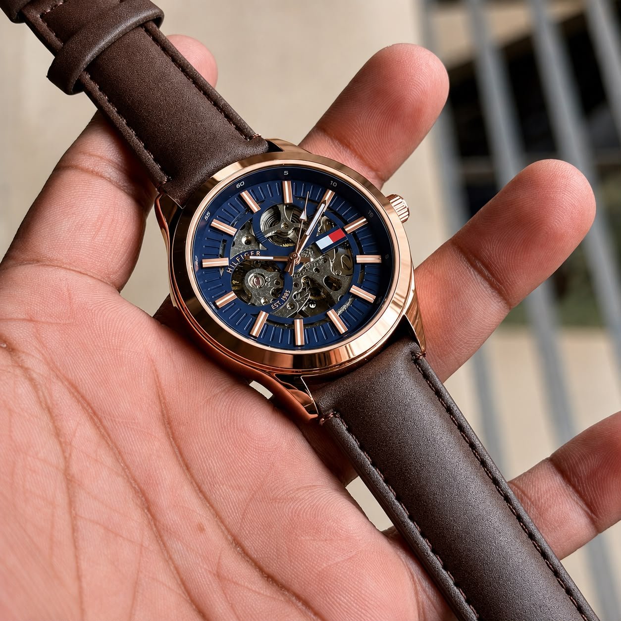 Modern Skeleton Automatic Men's Watch – 43mm Silicone Edition