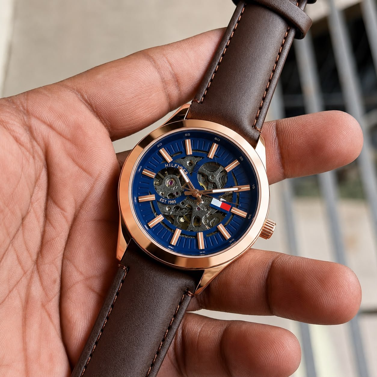Modern Skeleton Automatic Men's Watch – 43mm Silicone Edition