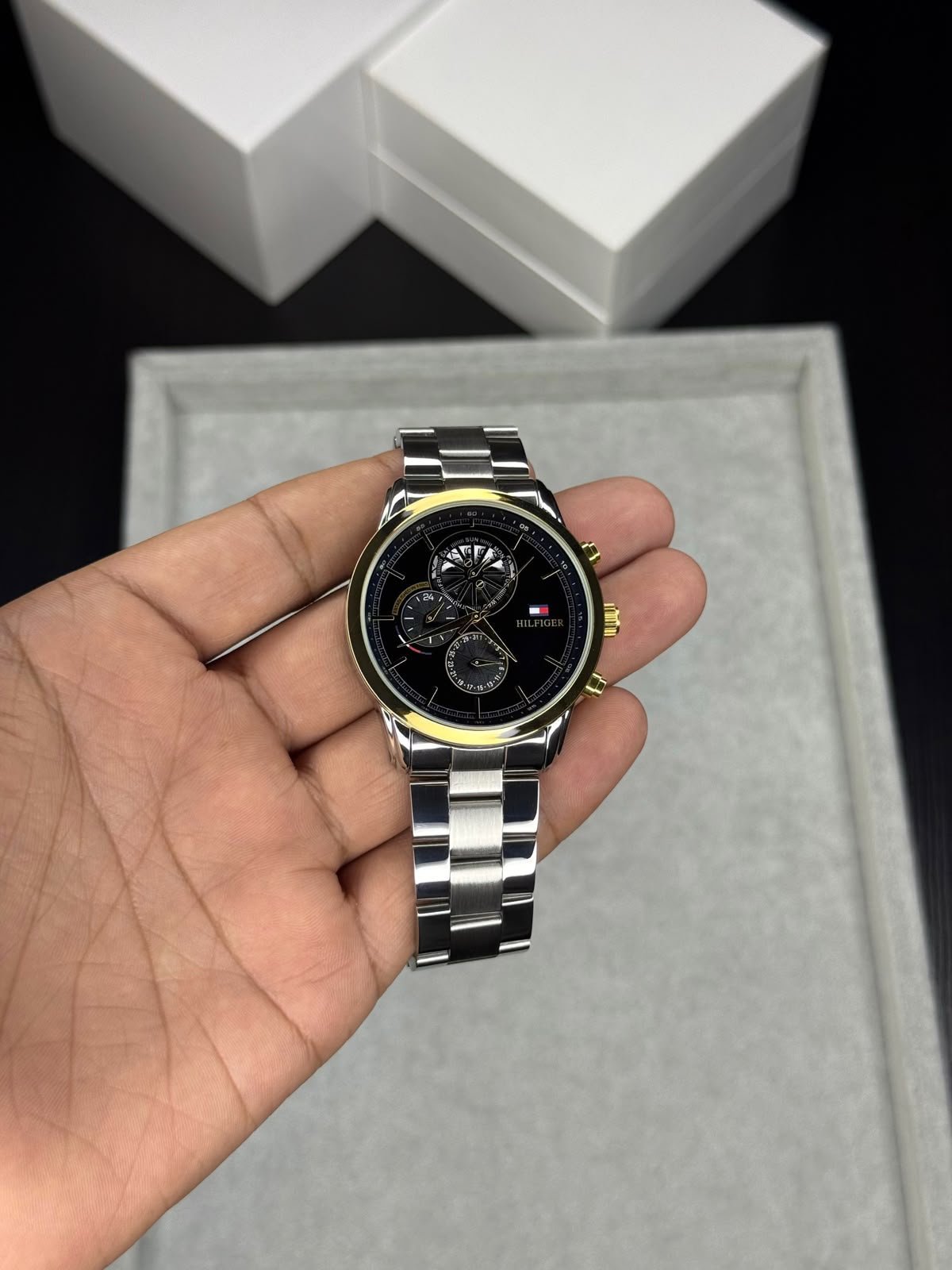 Men's Multifunction Chronograph Watch – Green Dial 42mm