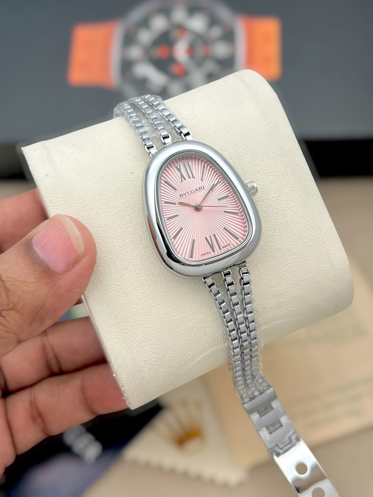 Luxury Oval Bracelet Women's Watch – Premium Sunburst Dial Edition