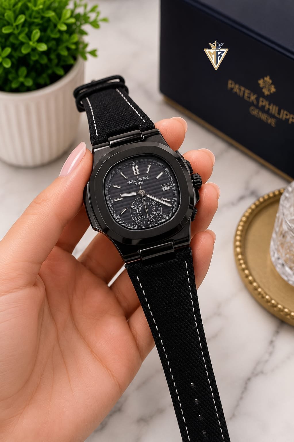 Luxury Square Dial Men's Watch – Textured Strap & Date Edition