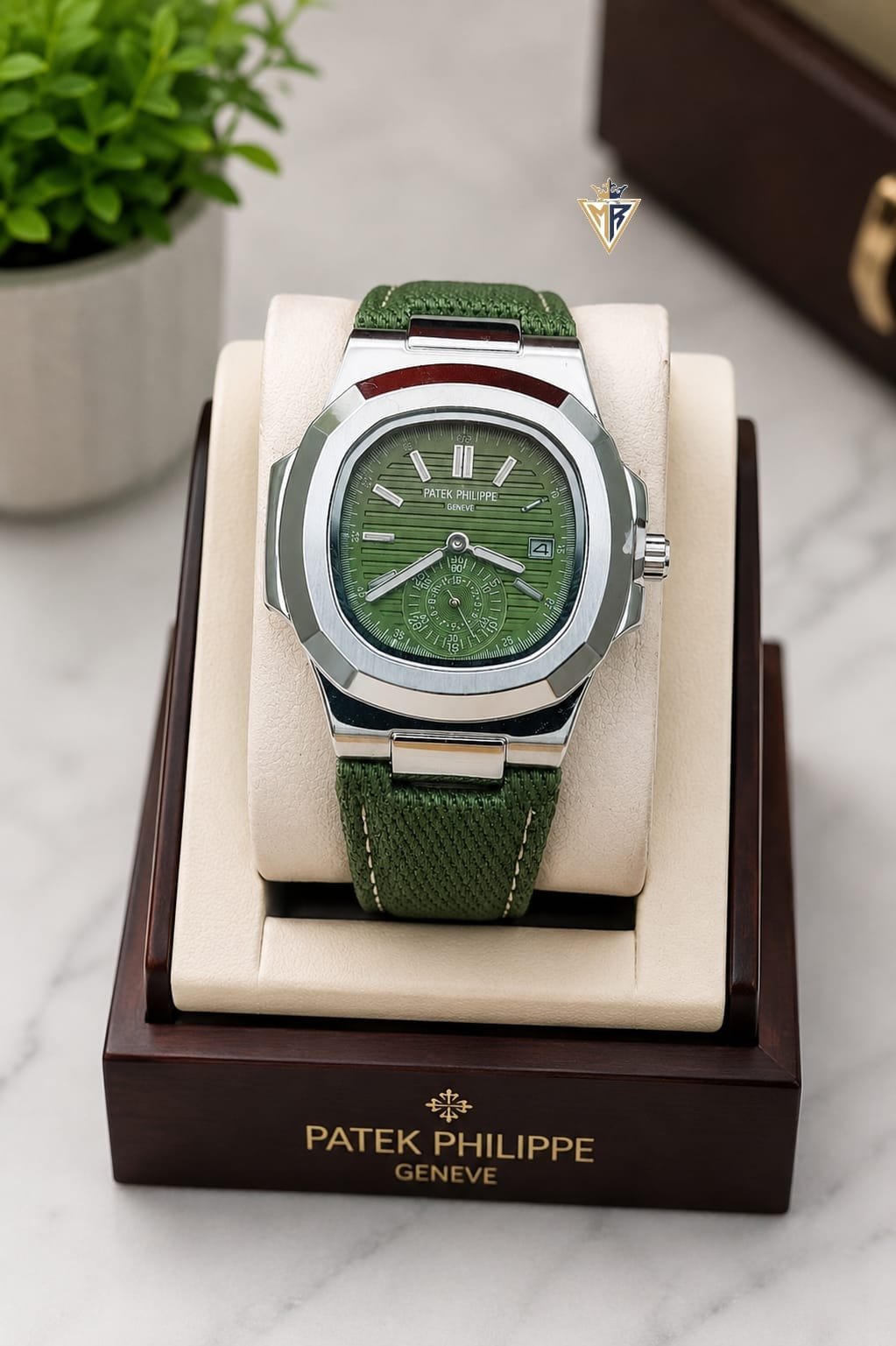 Luxury Square Dial Men's Watch – Textured Strap & Date Edition