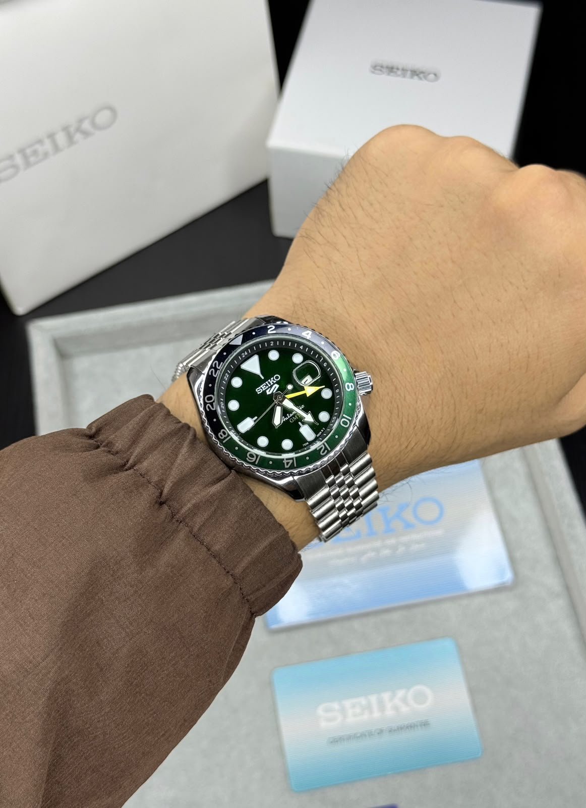 SKX GMT Bi-Green Automatic Men's Watch – Sapphire 42mm
