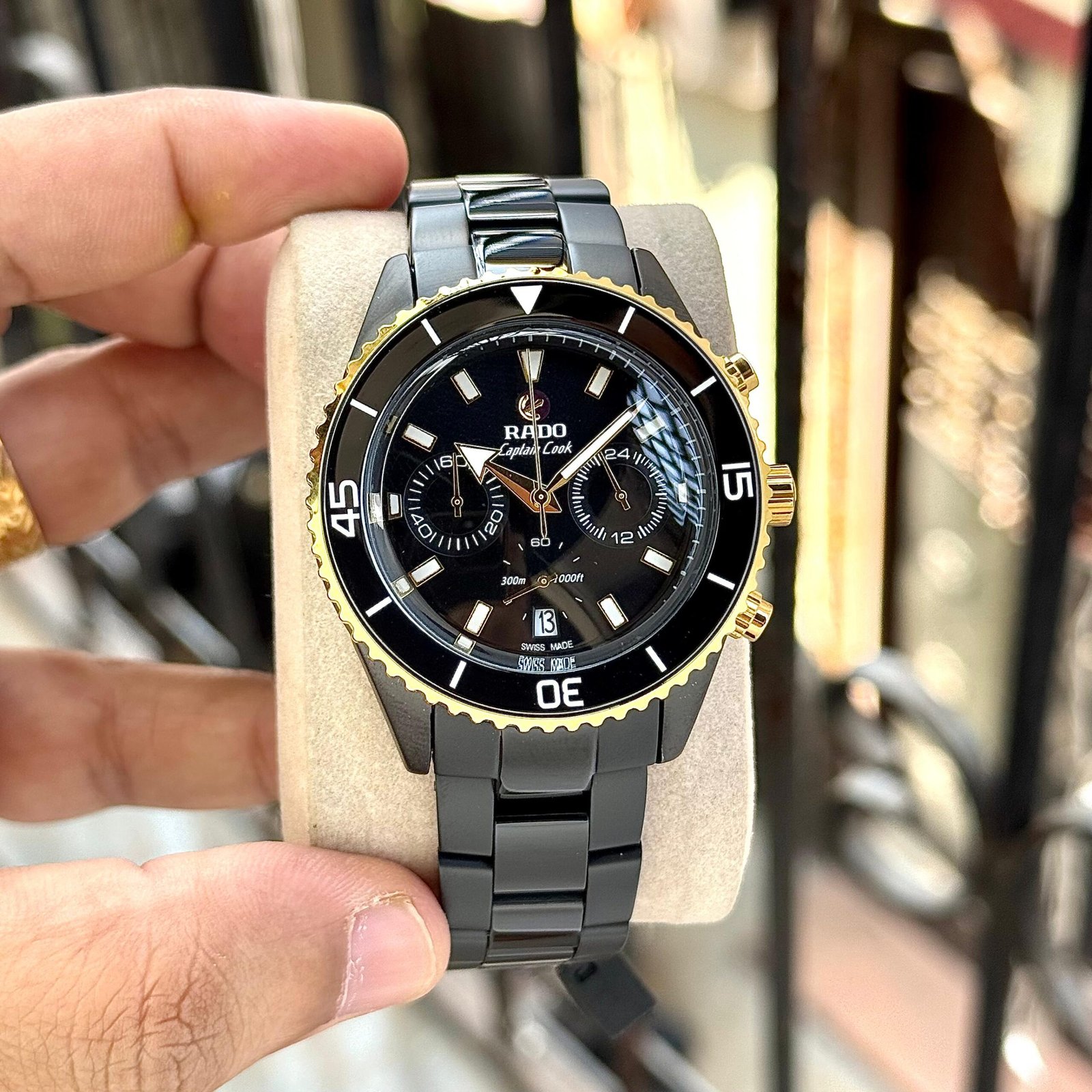 Captain Cook High-Tech Ceramic Men's Watch – Black & Rose Gold 43mm