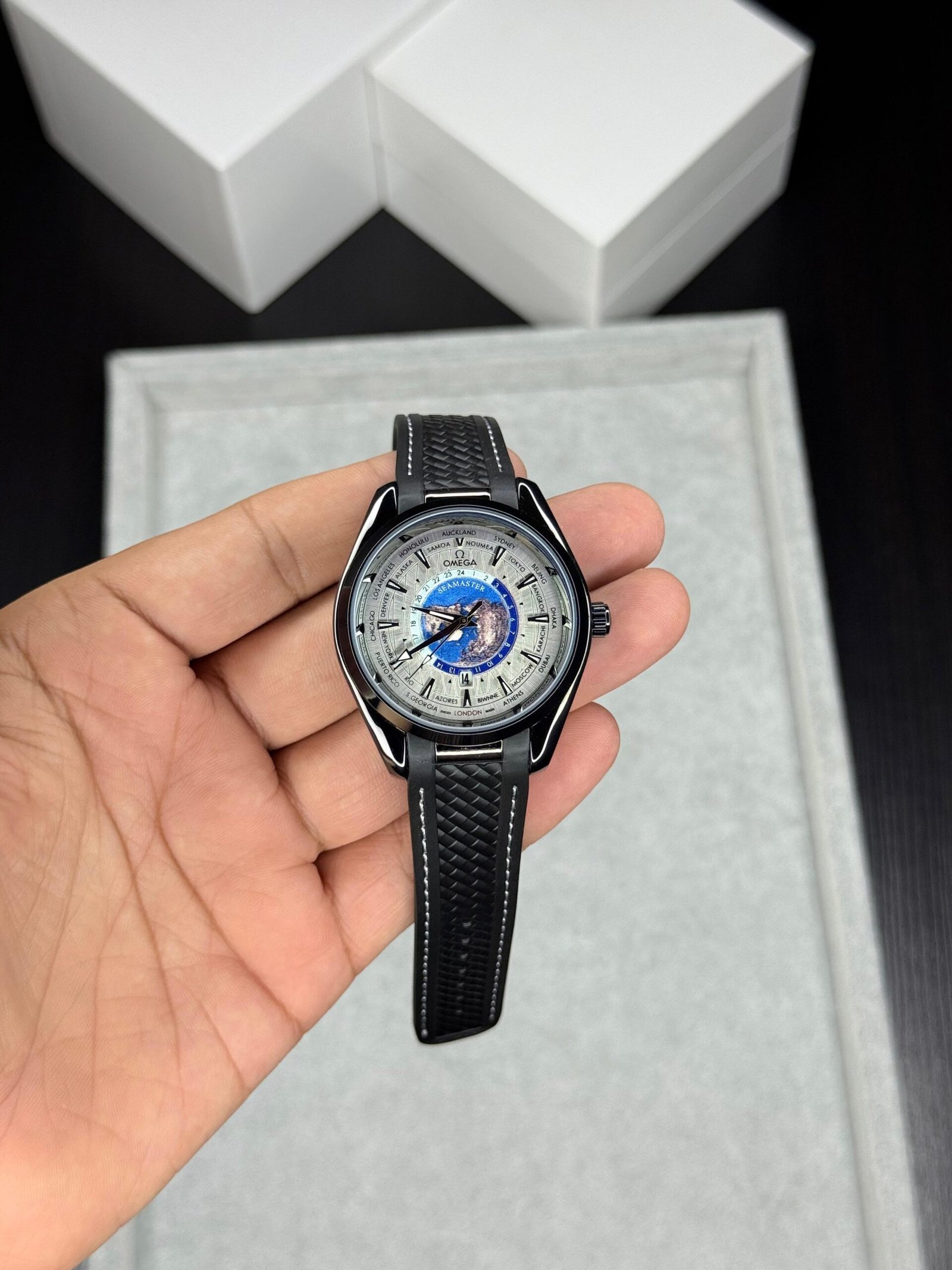 Aqua Terra Men's Sport Watch – Sapphire Glass & Rubber Strap