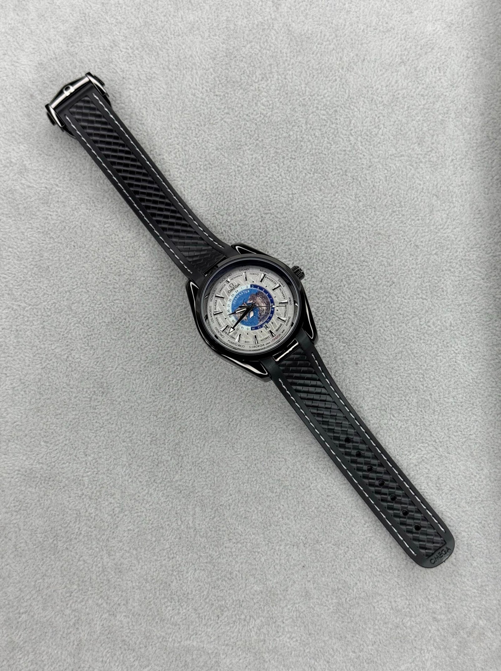 Aqua Terra Men's Sport Watch – Sapphire Glass & Rubber Strap