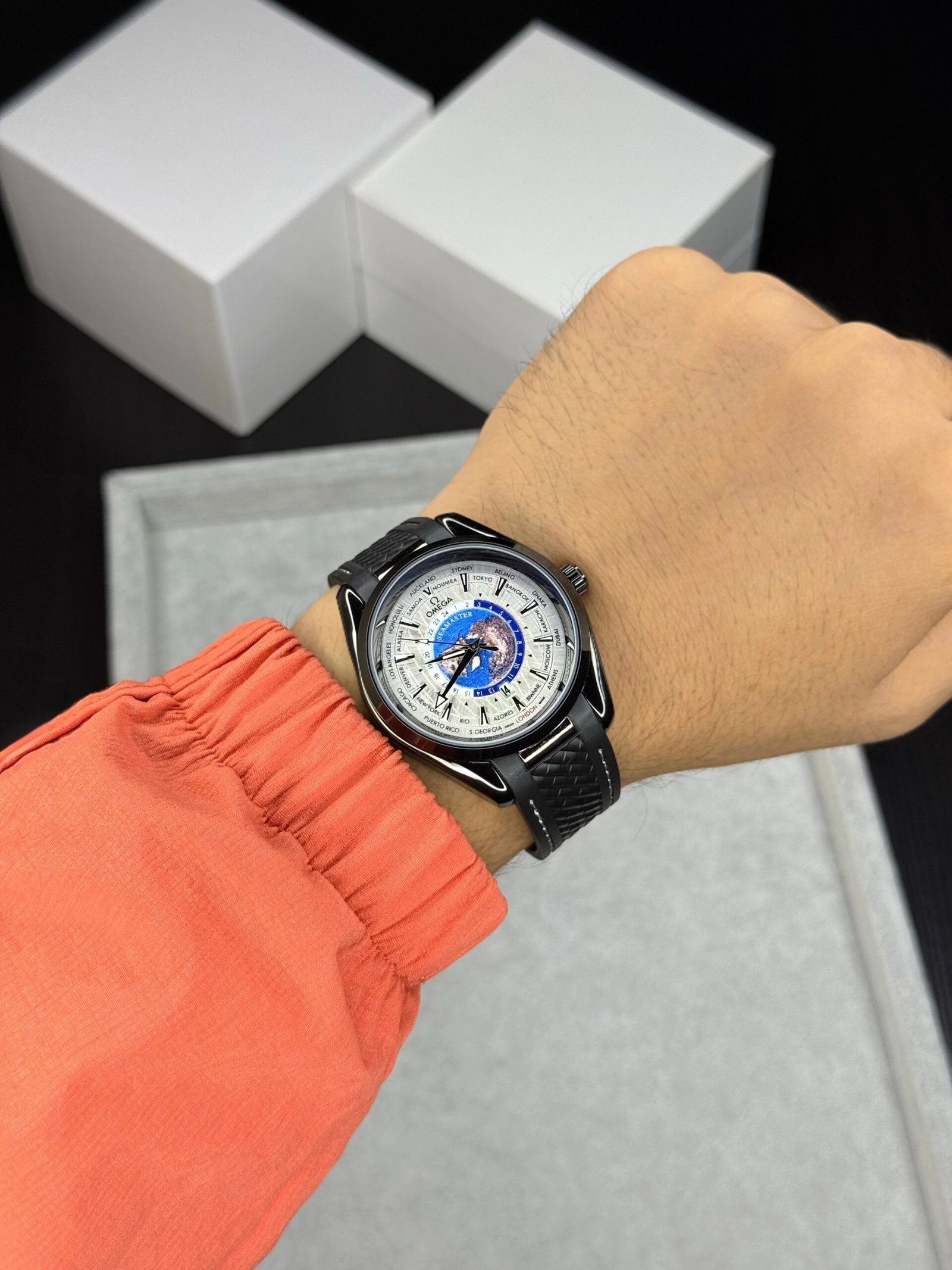 Aqua Terra Men's Sport Watch – Sapphire Glass & Rubber Strap