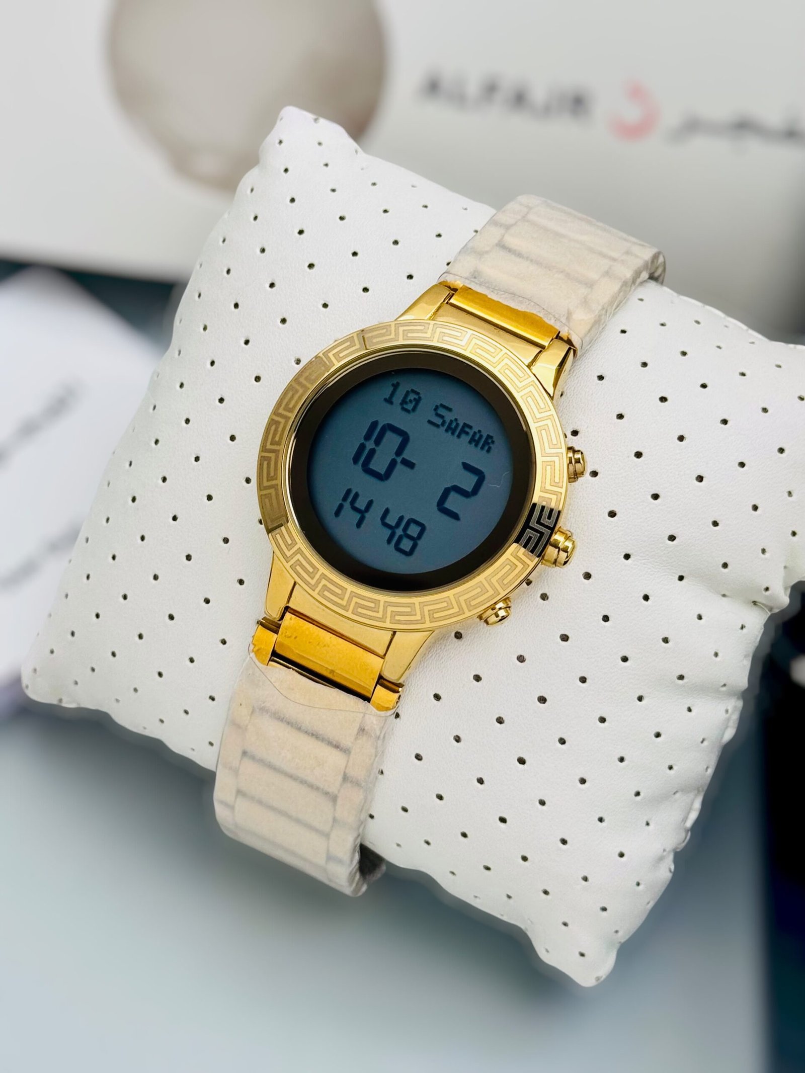 Classic Digital Azan Watch – Worldwide Prayer Times & Qibla Compass