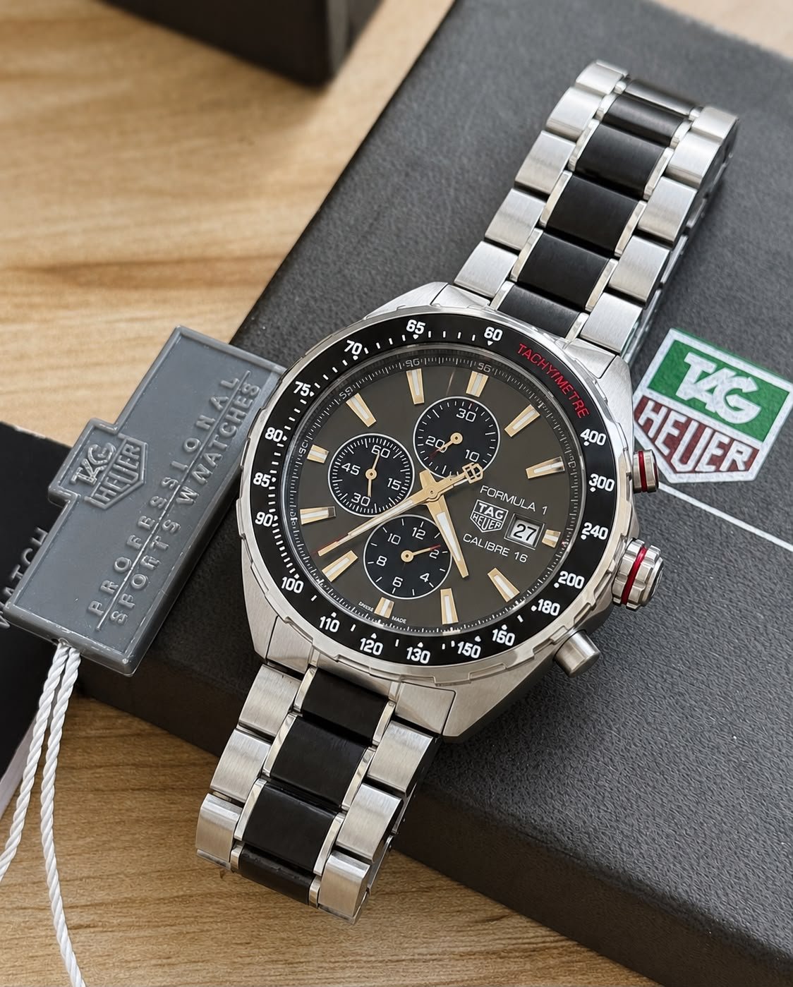 Premium Formula 1 Gulf Special Edition Men's Watch – 43mm