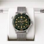 Premium Men’s Designer Watch – Trending Metal Chain Edition