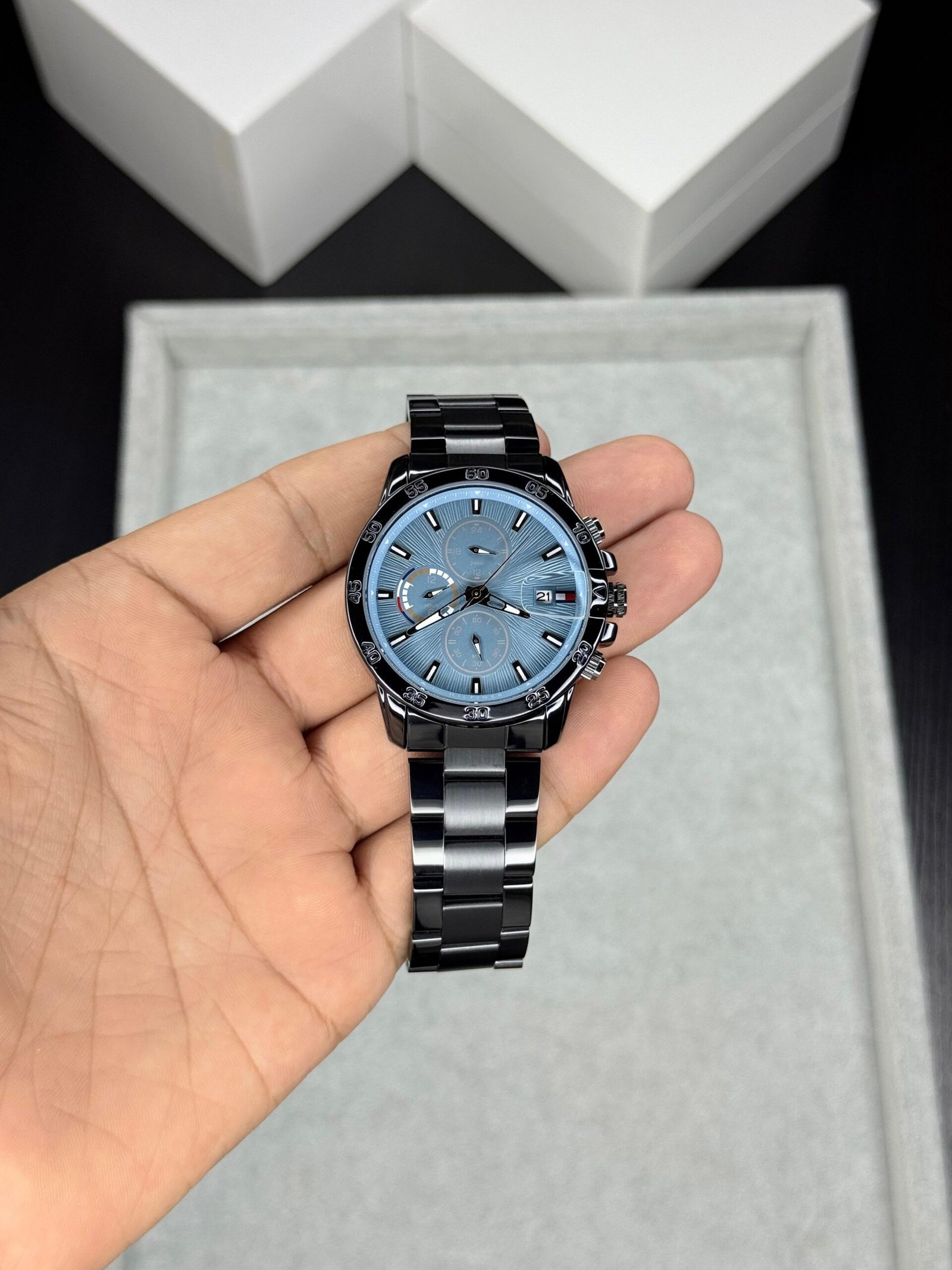 Men's Multifunction Chronograph Watch – Black Dial 42mm Steel Edition