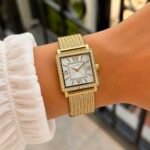 Modern Golden Elegance Women’s Watch – Square White Dial & Mesh Bracelet