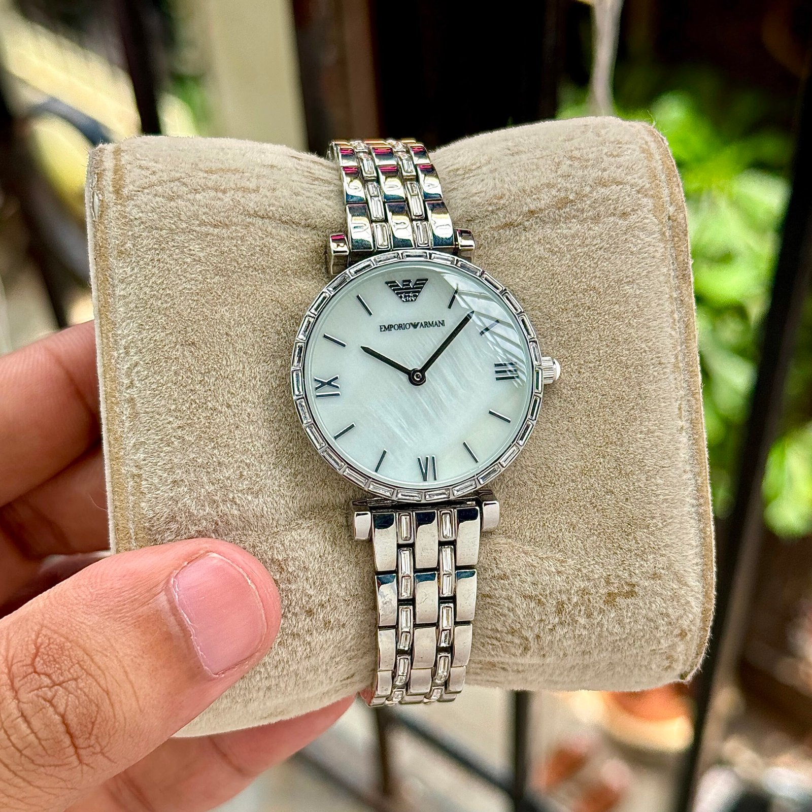 Modern Gianni T-Bar Women's Watch – Mother of Pearl & Crystal 32mm