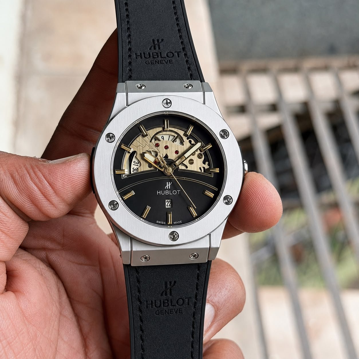 Men's Luxury Skeleton Dial Watch – Black Leather & Date Edition