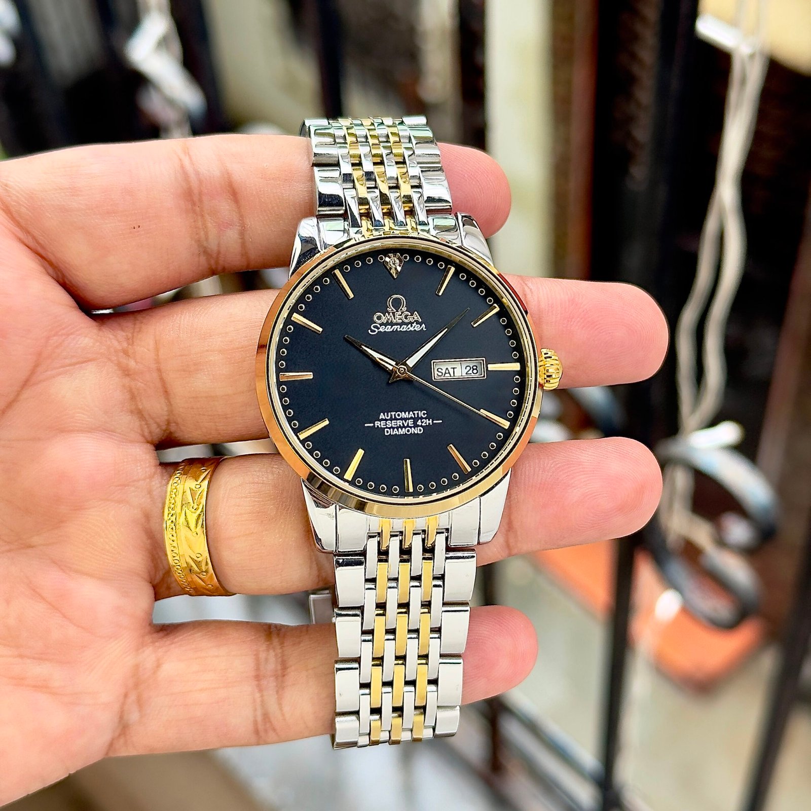 Classic Seamaster Automatic Men's Watch – Two-Tone Day-Date Edition