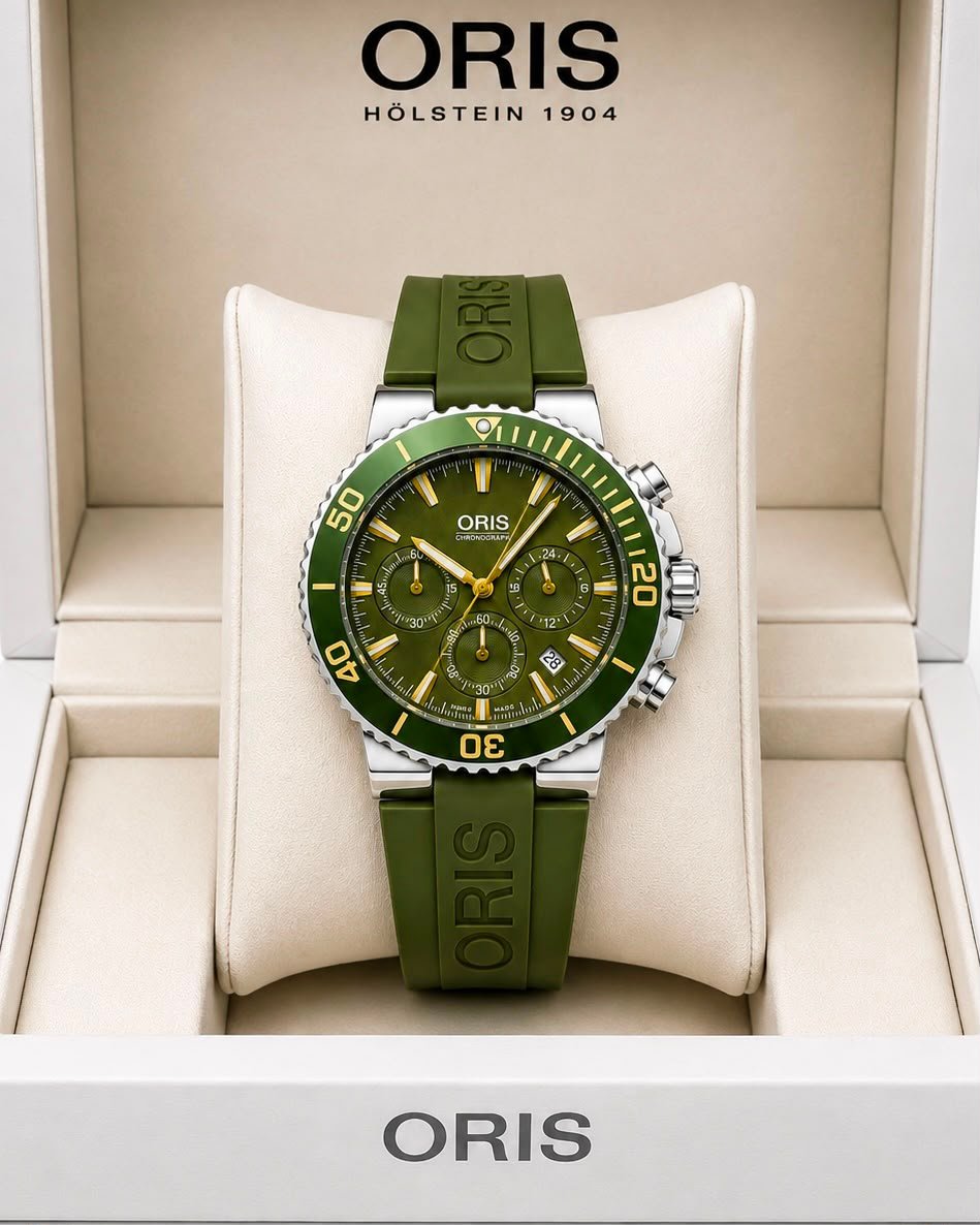 Premium Super Slim Men's Analog Watch – Fibre Strap & Solid Steel Back